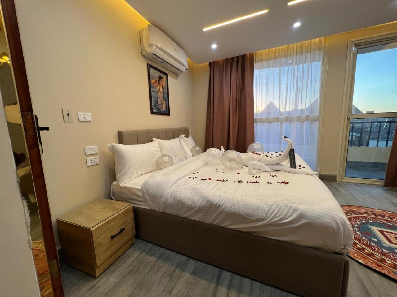 Pyramids Hotel Kafret el-Gabal Екстериор снимка